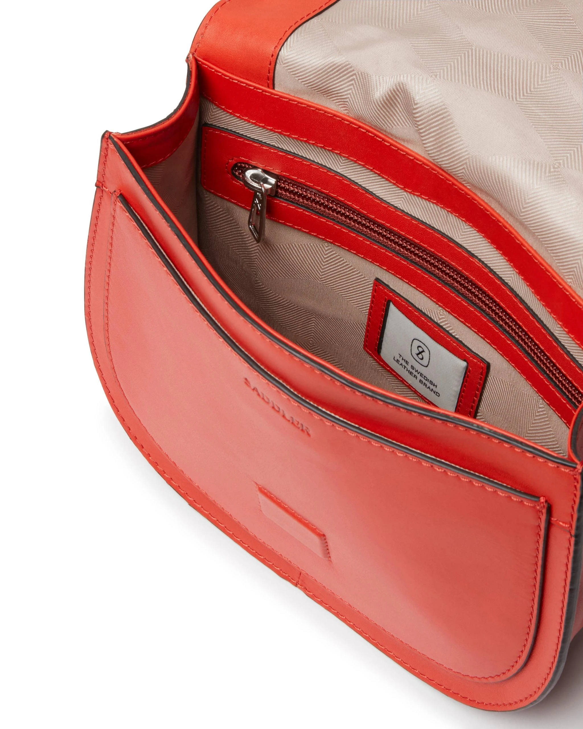 Saddler Ala (0873 Vibrant Red) 6 Saddler Ala (0873 Vibrant Red) - Bild 4