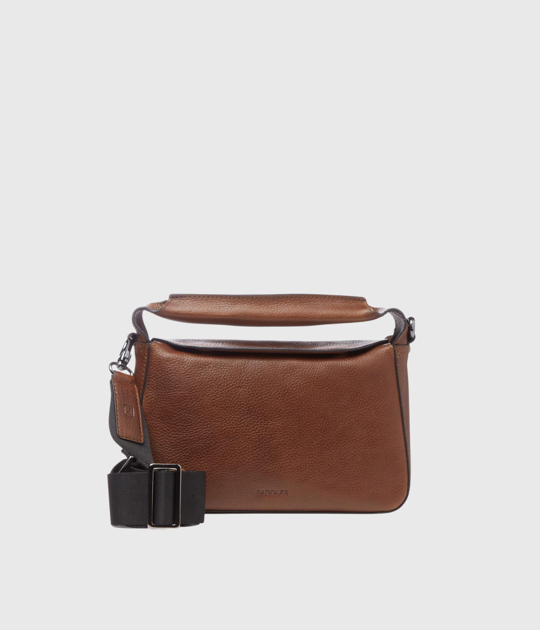 Saddler Qena (0162 COGNAC) 3 Saddler Qena (0162 COGNAC)