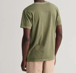 Gant SUNFADED SS T-SHIRT (362 KALAMATA GREEN) 9 Gant SUNFADED SS T-SHIRT (362 KALAMATA GREEN) -dress shop 202301 2057027 362 model bv 1