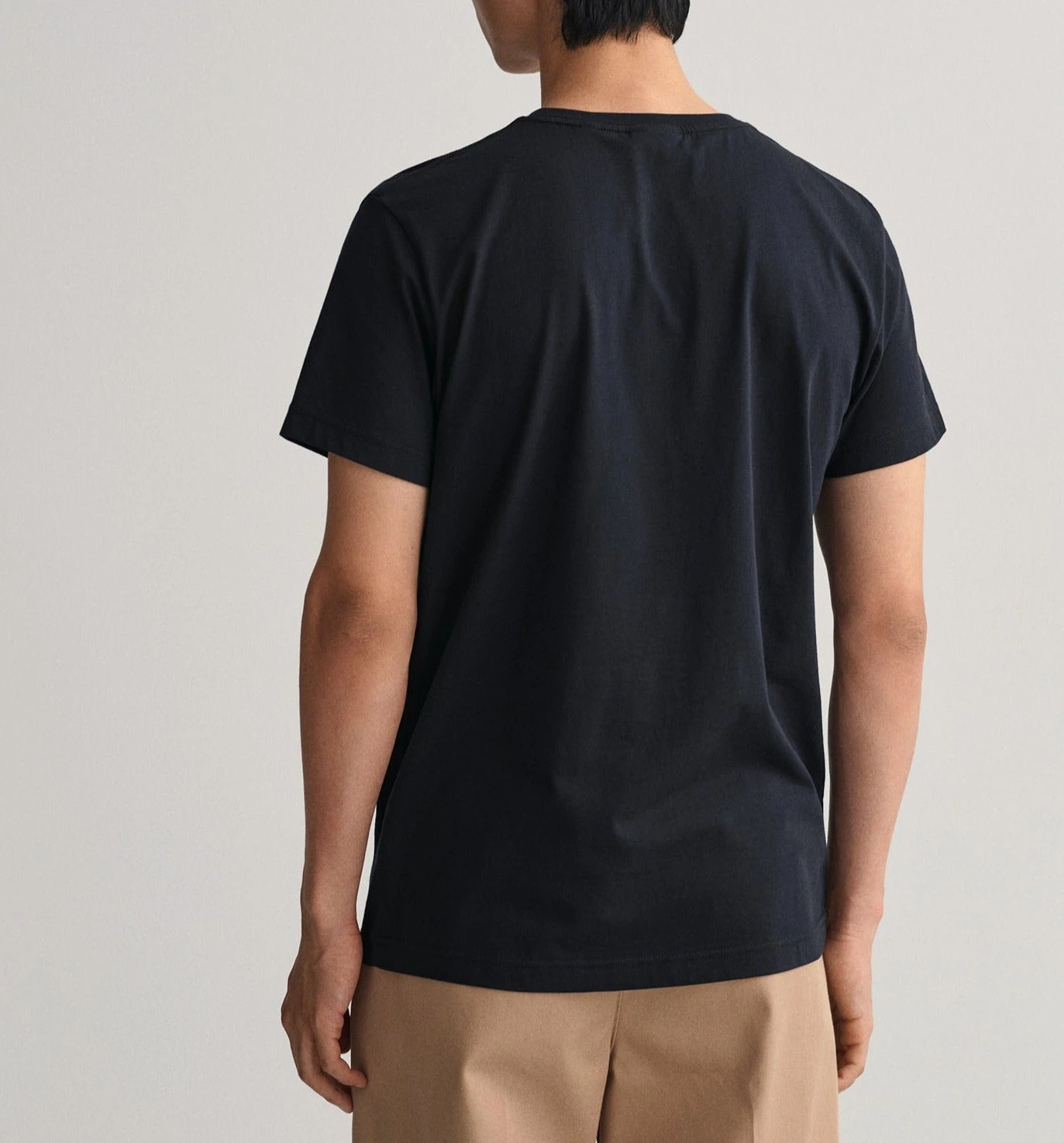 Gant THE ORIGINAL SS T-SHIRT (5 BLACK) 4 Gant THE ORIGINAL SS T-SHIRT (5 BLACK) - Bild 2