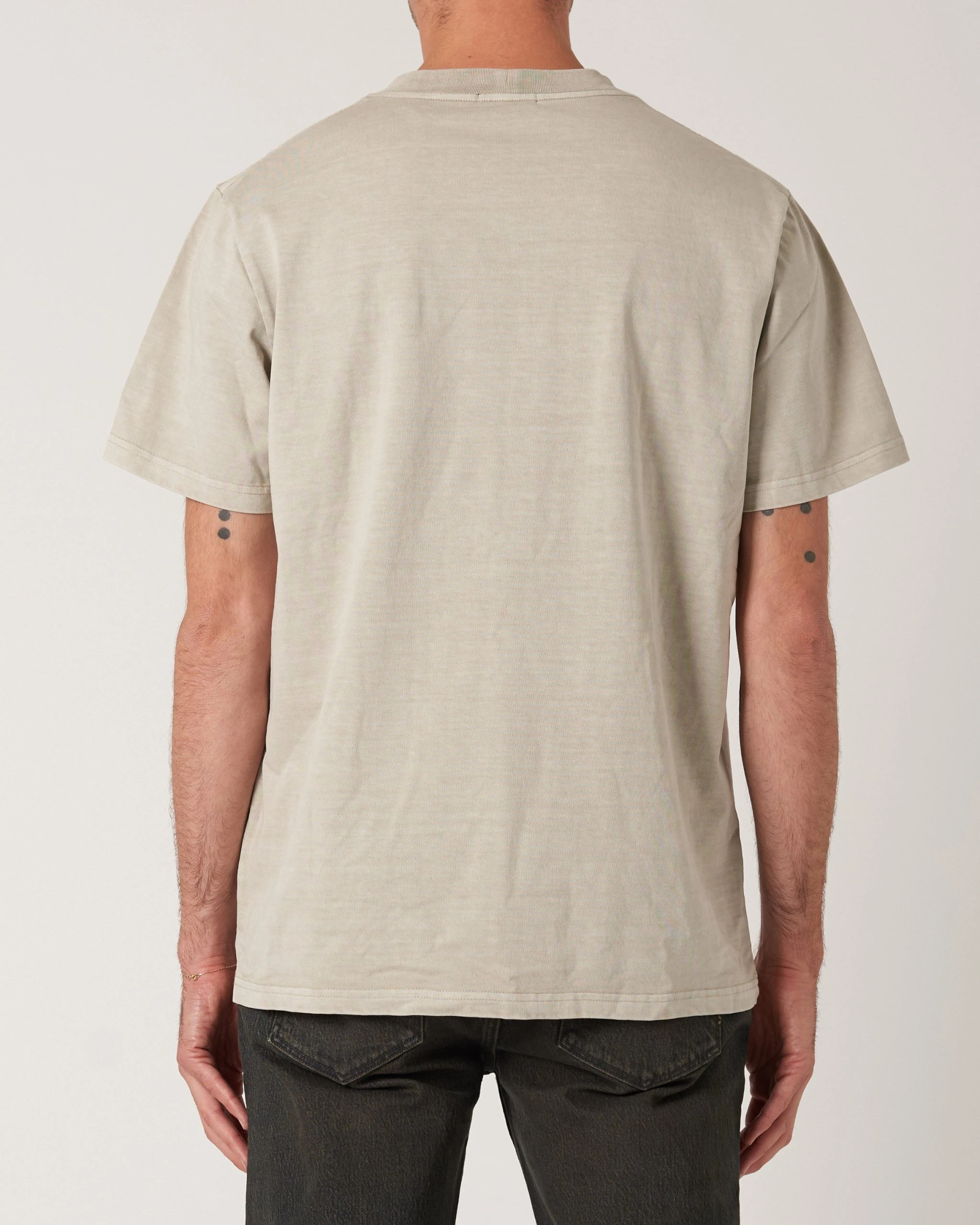 NEUW PREMIUM TEE (6798-LATTE) NEUW PREMIUM TEE (6798-LATTE) -dress shop 34460 6798 NeuwPremiumTee Latte 3 scaled