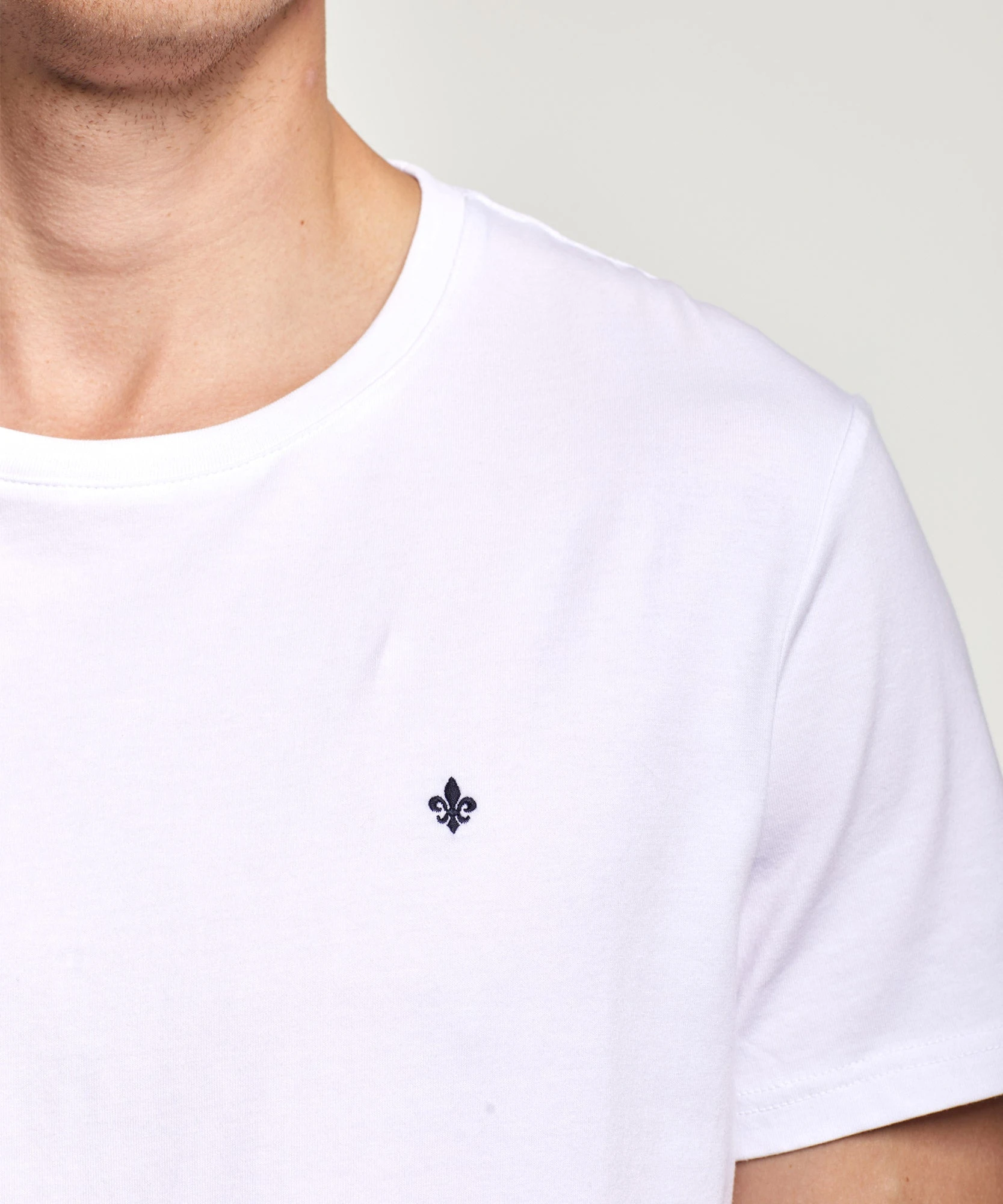 James Tee (01 WHITE) Morris James Tee (01 WHITE) -dress shop