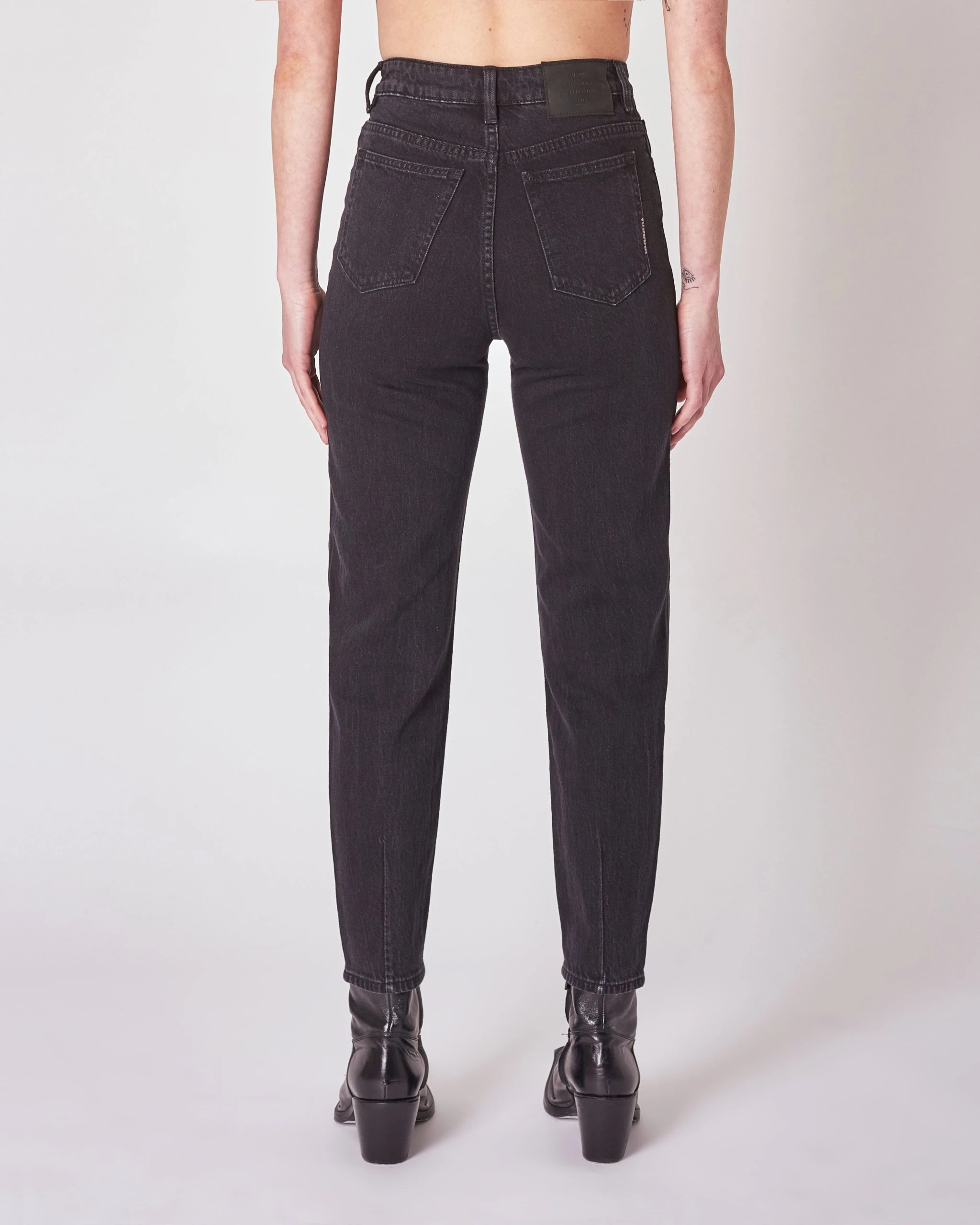 LOLA MOM (5414-BLACK EARTH) NEUW LOLA MOM (5414-BLACK EARTH) -dress shop 38572 5414 lolamomblackearth blackearth 3 scaled