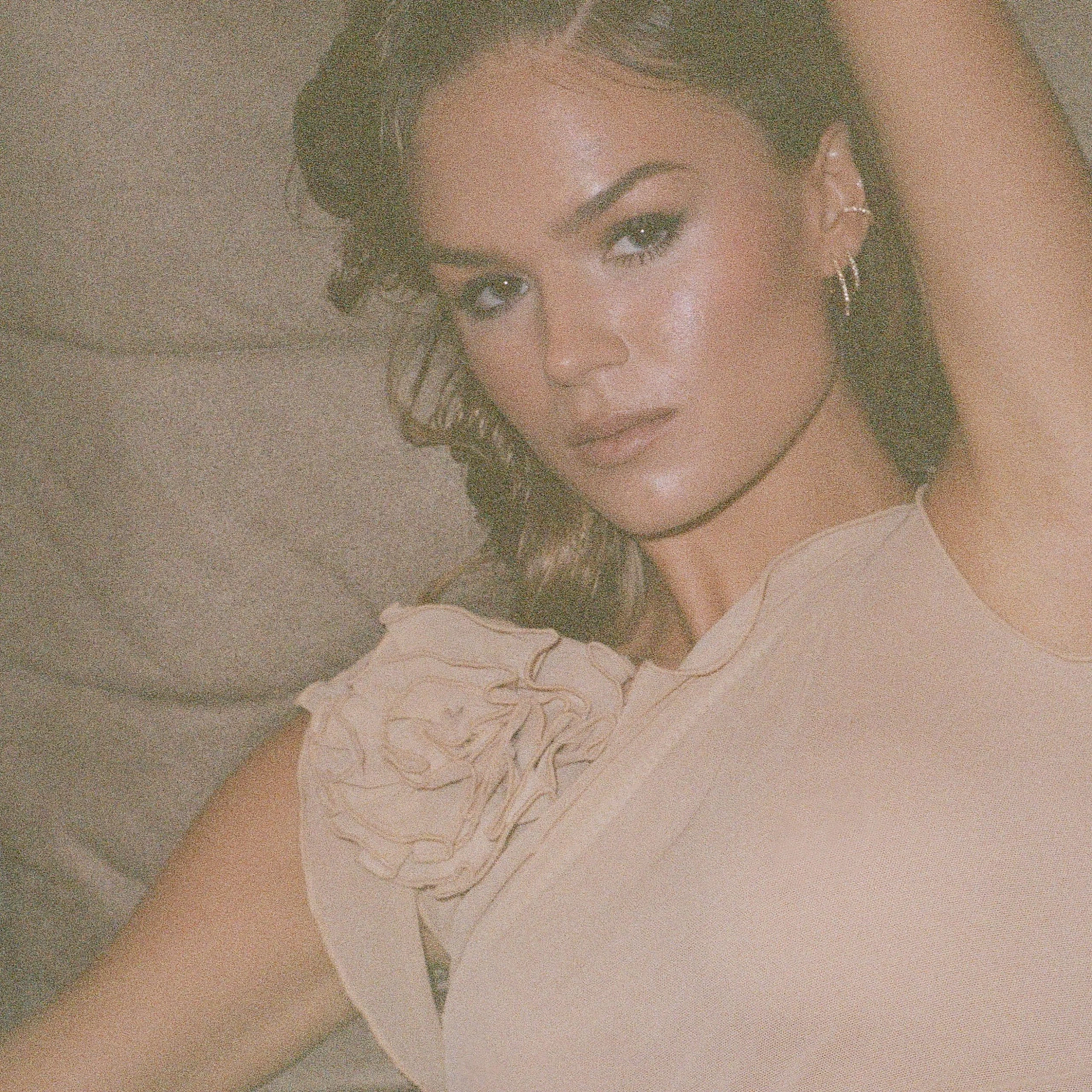 HANNA SCHÖNBERG X PILGRIM Recycled Earrings Gold-Plated (gold-plated) 6 HANNA SCHÖNBERG X PILGRIM Recycled Earrings Gold-Plated (gold-plated) - Bild 4