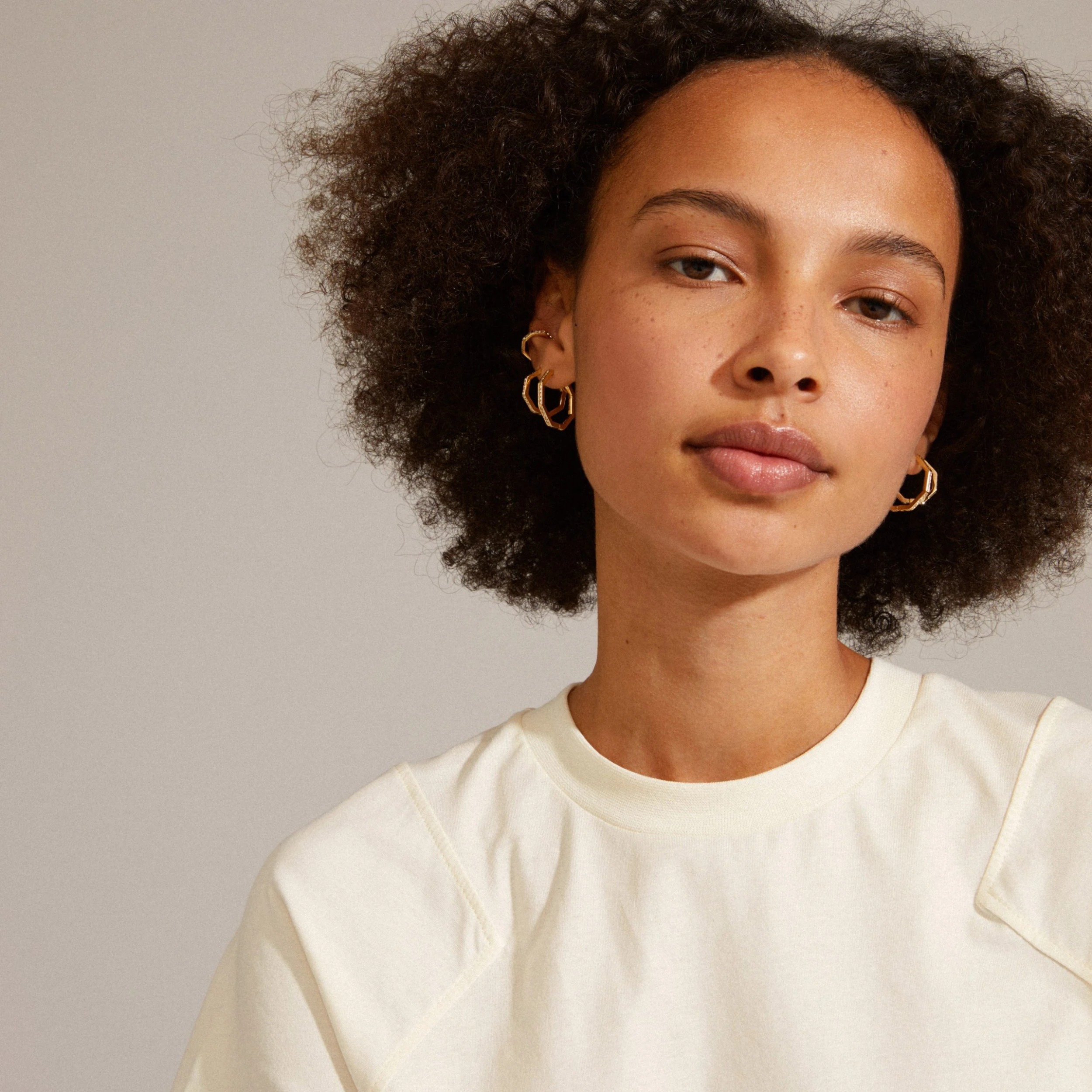 HANNA SCHÖNBERG X PILGRIM Recycled Earrings Gold-Plated (gold-plated) 5 HANNA SCHÖNBERG X PILGRIM Recycled Earrings Gold-Plated (gold-plated) - Bild 3