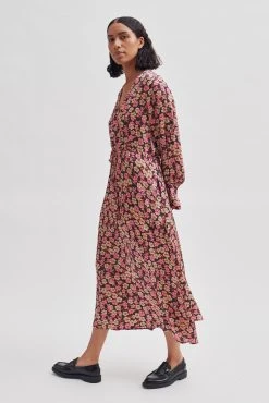 Second Female Victory V-Neck Dress (3123 Camellia Rose) -dress shop 56922 3123 15