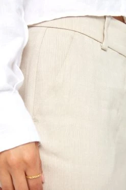 Five Units Dena 769 (30863 Sand Linen) -dress shop Dena 769 Sand Linen 22597 DETAIL 2