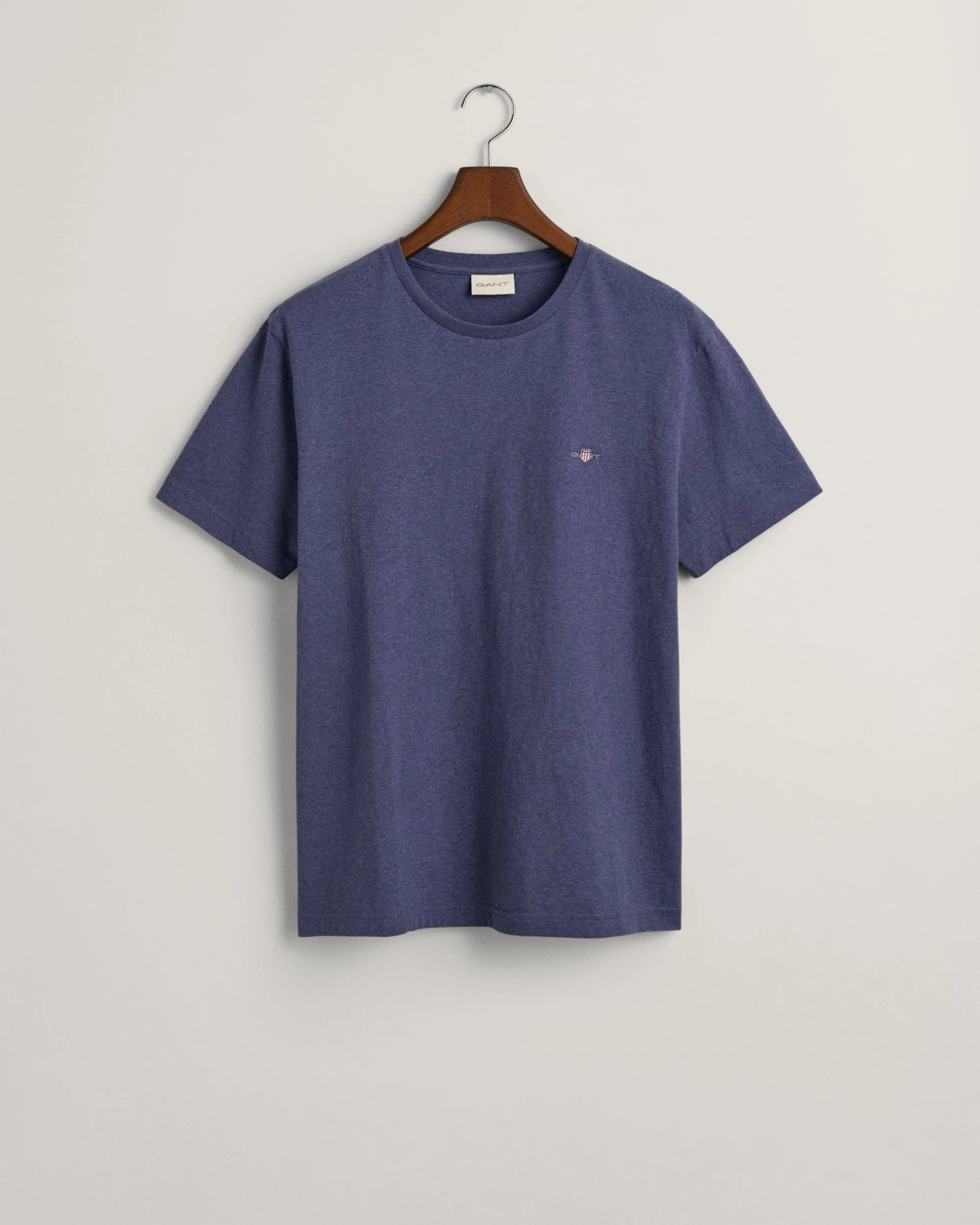 Gant REG SHIELD SS T-SHIRT (902DARK JEANSBLUE MELANGE) 6 Gant REG SHIELD SS T-SHIRT (902DARK JEANSBLUE MELANGE) - Bild 4