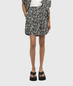 Object OBJFRIGG HW SHORTS 127 (Cloud Dancer, AOP:Graphic)