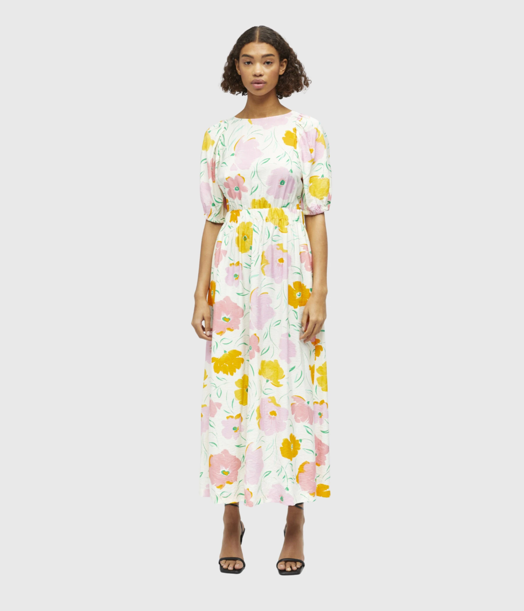 Object OBJHASINI S/S LONG DRESS 126 (Cloud Dancer AOP:Flowers) 3 Object OBJHASINI S/S LONG DRESS 126 (Cloud Dancer AOP:Flowers)