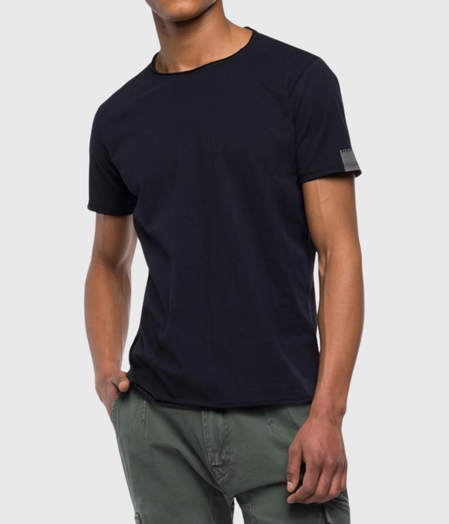 Replay T-Shirt Round Neck (098 Black) 3 Replay T-Shirt Round Neck (098 Black)